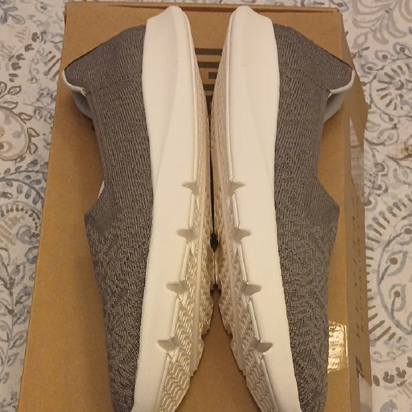NIB Grey REVITALIGN Orthotic Washable Knit Slip-Ons - Women's 8 - Picture 6 of 9